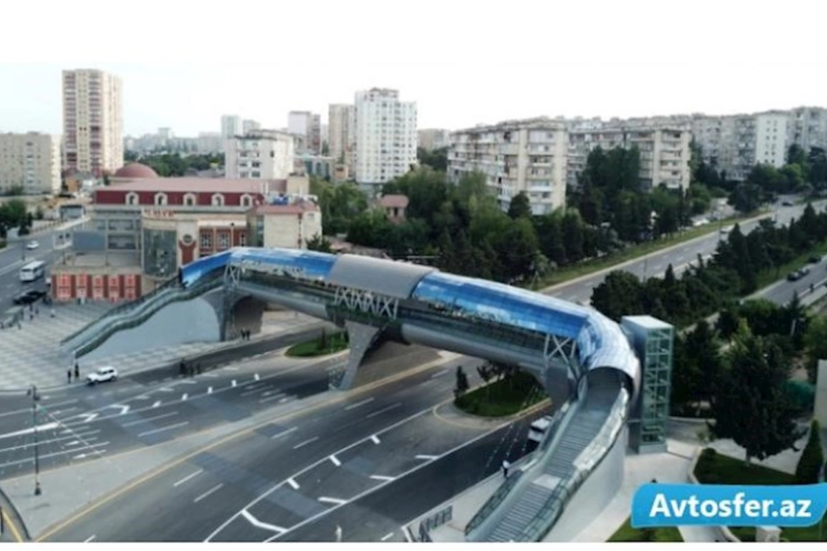 Bakının ən bahalı piyada keçidində deşik açıldı — Diqqətli olun — FOTOLAR