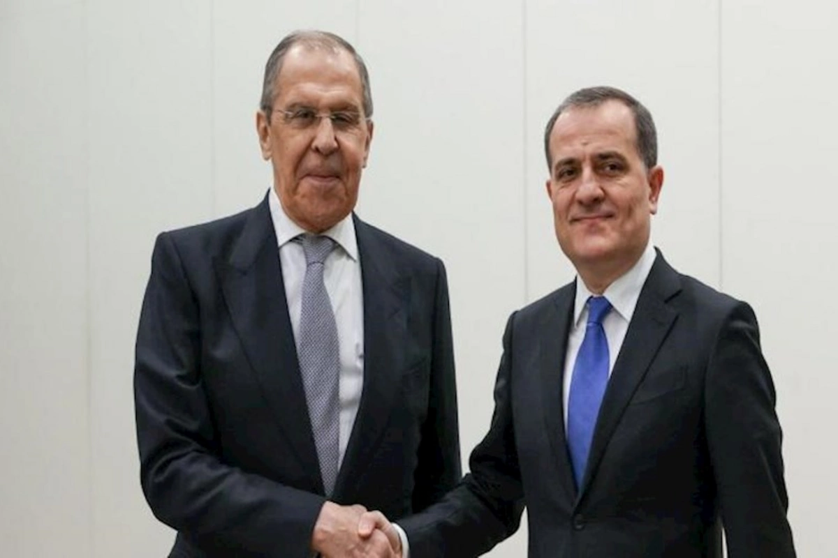 Azərbaycan və Rusiya XİN rəhbərləri Laçın yolundakı vəziyyəti müzakirə edib