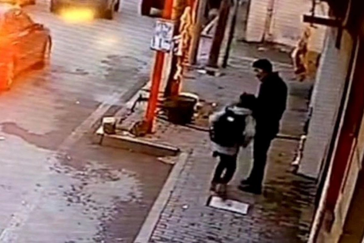 Bakıda azyaşlıya qarşı qeyri-etik hərəkətlər etməkdə şübhəli bilinən şəxs saxlanıldı — FOTO