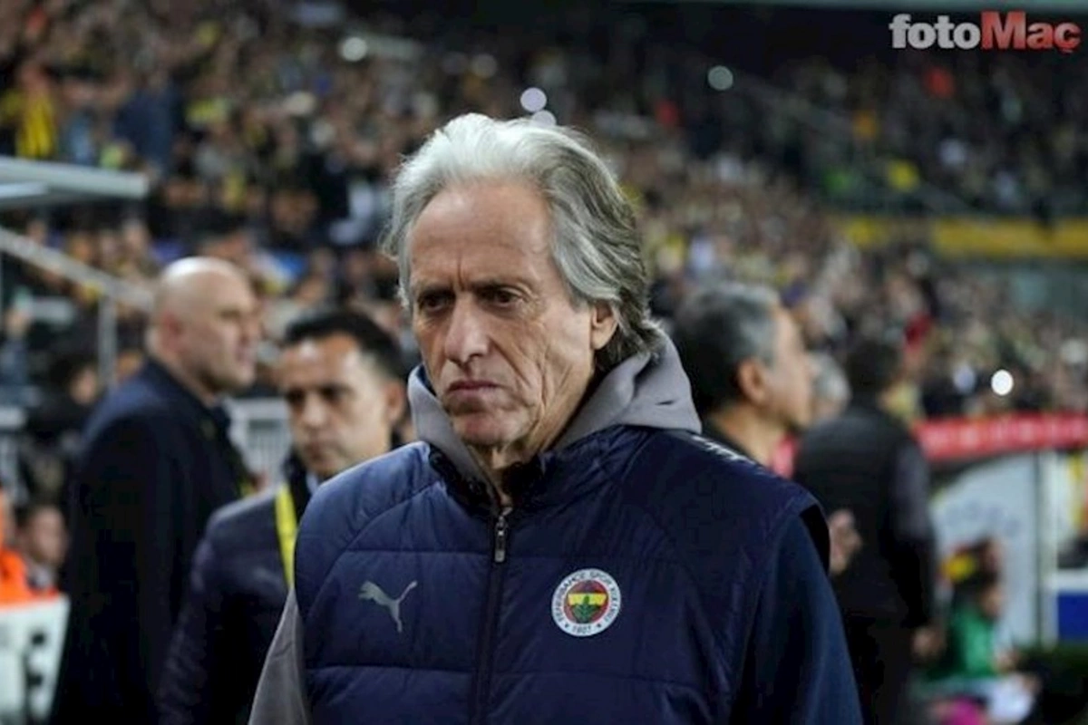 Fənərbağçanın baş məşqçisi Braziliya millisinə keçir?