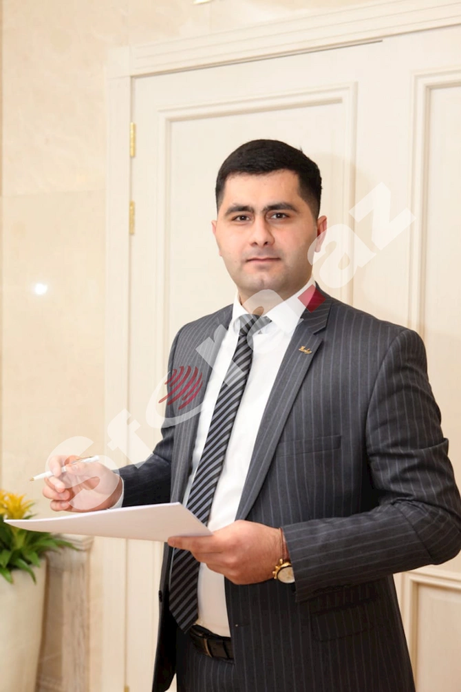 Silahlı terrorçunu əliyalın zərərsizləşdirən qəhrəmanın anası: Danışdıq, dedim səs at... — FOTO Silahlı terrorçunu əliyalın zərərsizləşdirən qəhrəmanın anası: Danışdıq, dedim səs at... — FOTO