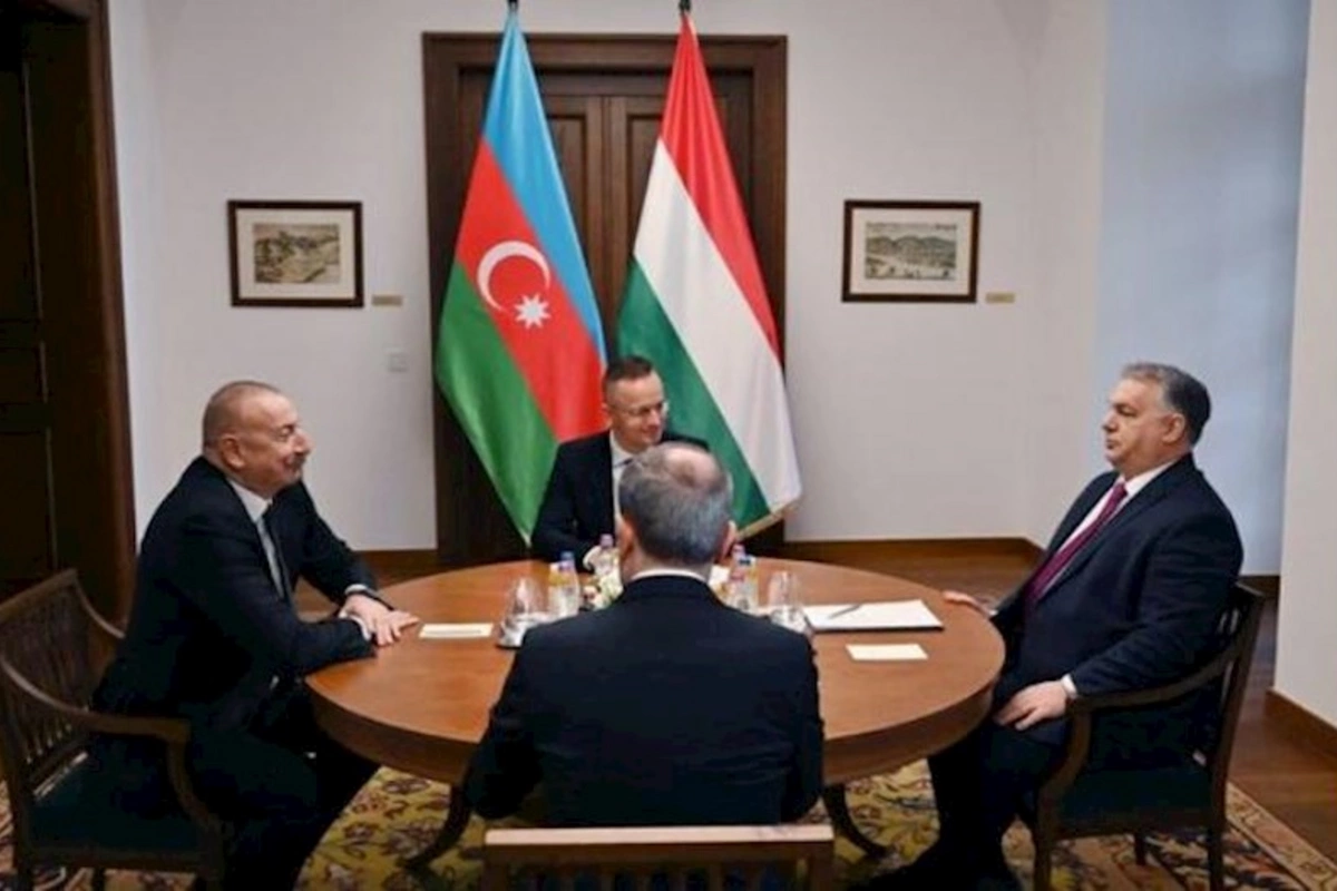 Budapeştdə Azərbaycan və Macarıstan arasında sənədlər imzalanıb
