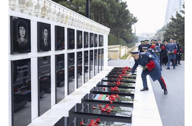 Nümunəvi xidmət: Azərbaycan gömrükçüləri peşə bayramını qeyd edir Nümunəvi xidmət: Azərbaycan gömrükçüləri peşə bayramını qeyd edir