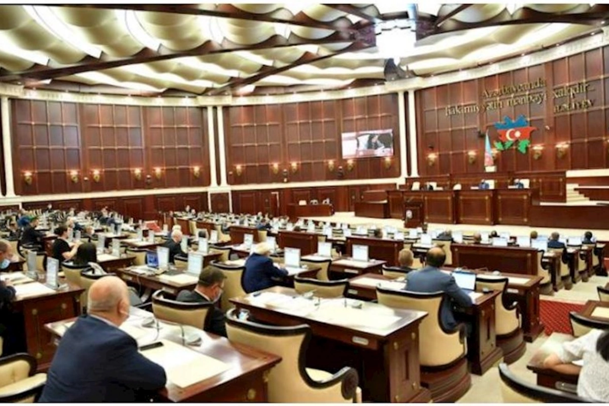 Parlament bələdiyyələrin birləşdirilməsi ilə bağlı yeni qanun layihəsinə baxacaq
