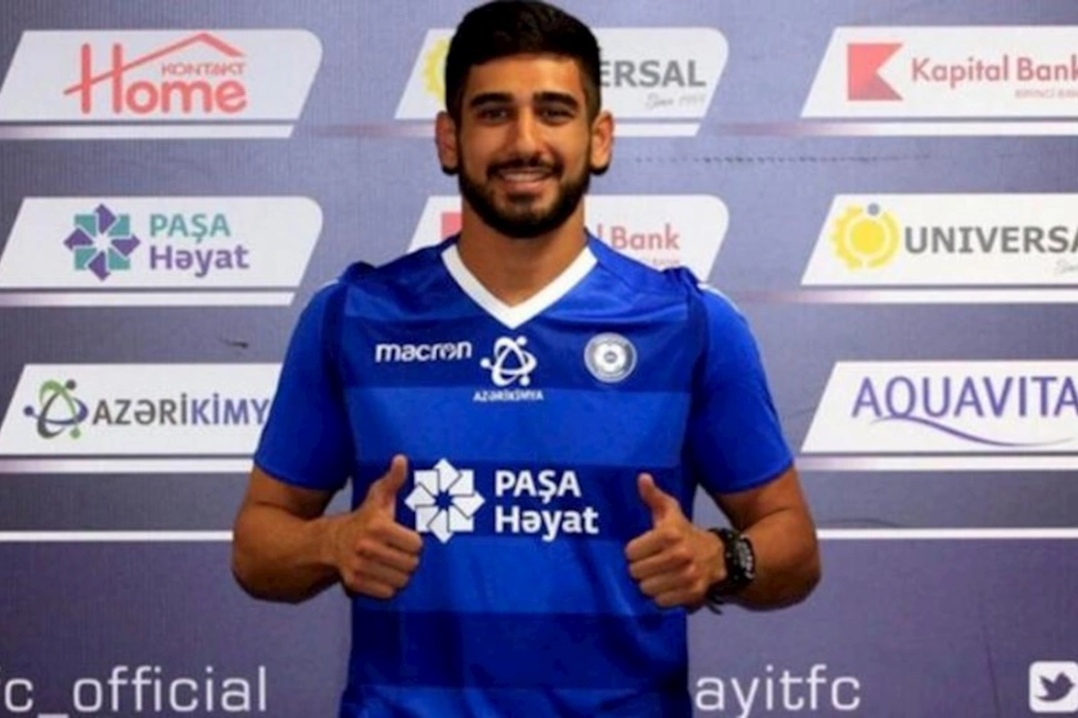 Azərbaycanlı futbolçu Polşa klubundan ayrıldı