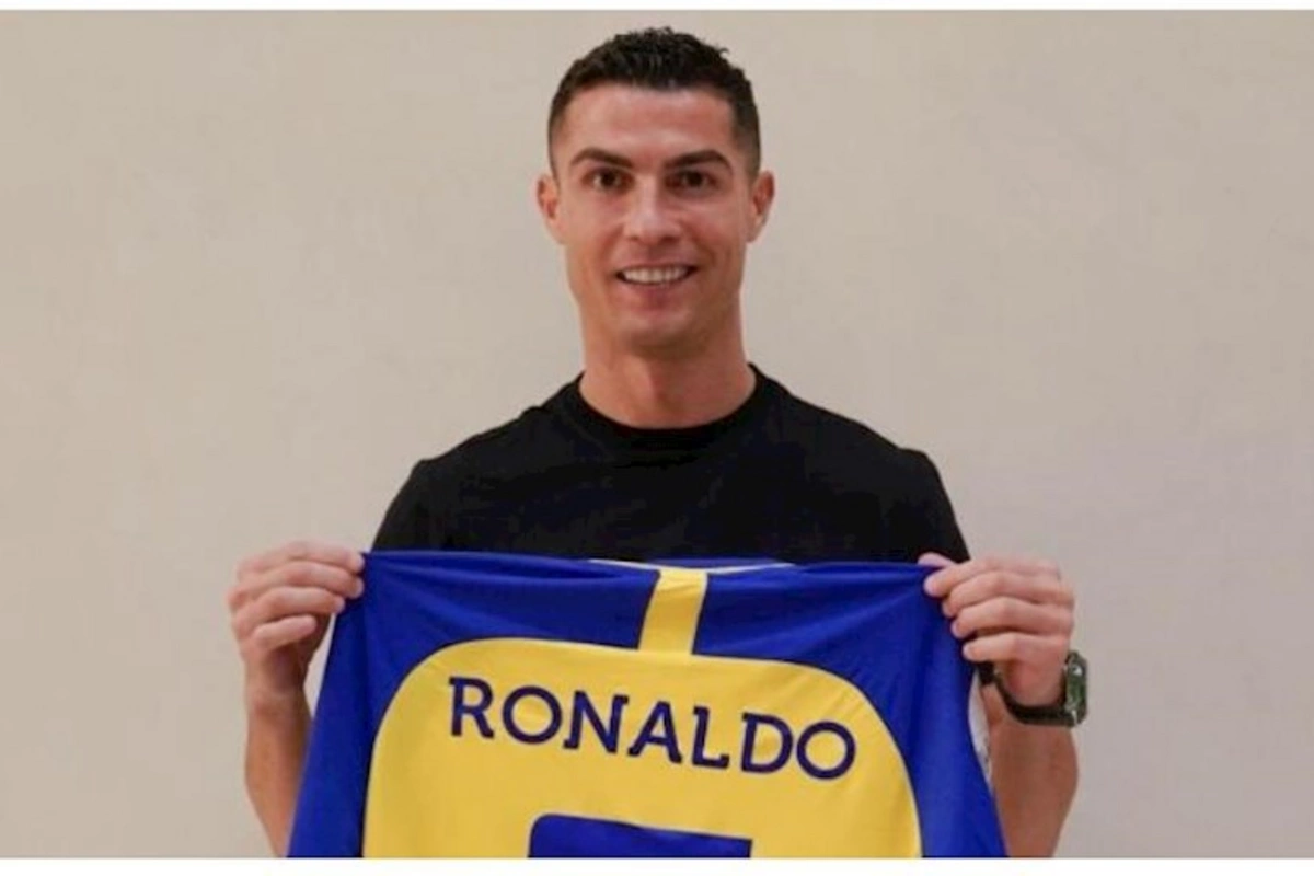 Ronaldo BİABIR OLDU: Karyeramı Cənubi Afrikada davam etdirməyim...