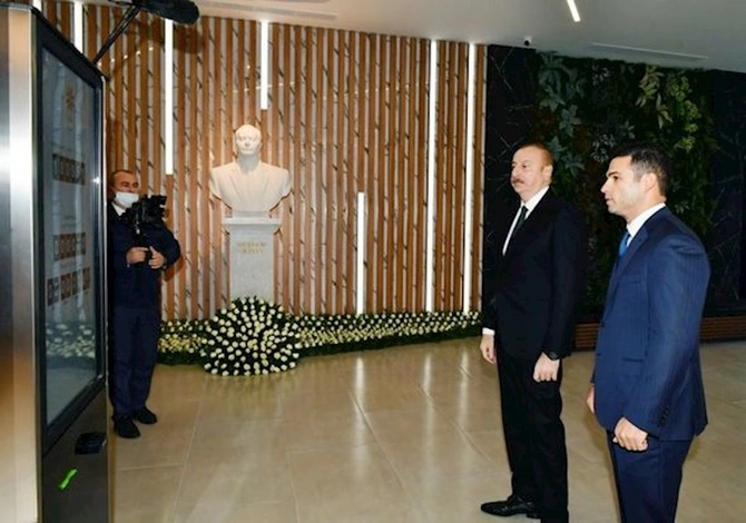 İlham Əliyev “Bakı KOB evi”nin açılışında iştirak edib — FOTO İlham Əliyev “Bakı KOB evi”nin açılışında iştirak edib — FOTO