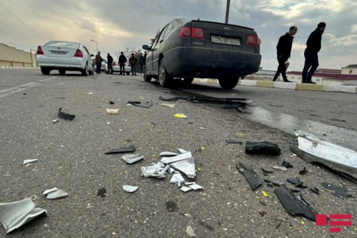 Bakıda 19 yaşlı gənci avtomobil vurub, sürücü hadisə yerindən qaçıb