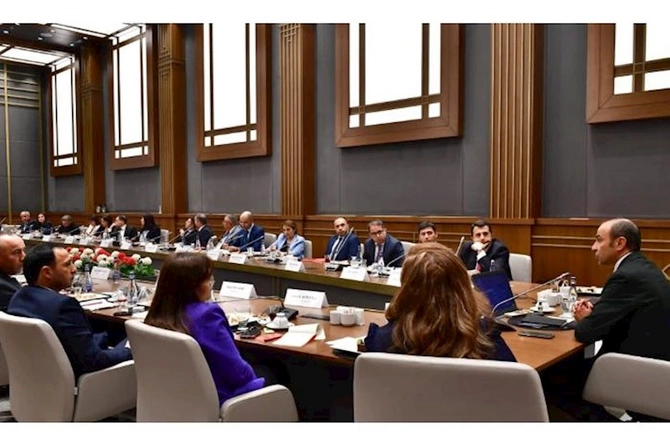 Prezident Administrasiyası 30 dövlət qurumunun mətbuat katibini Türkiyəyə göndərib — FOTO