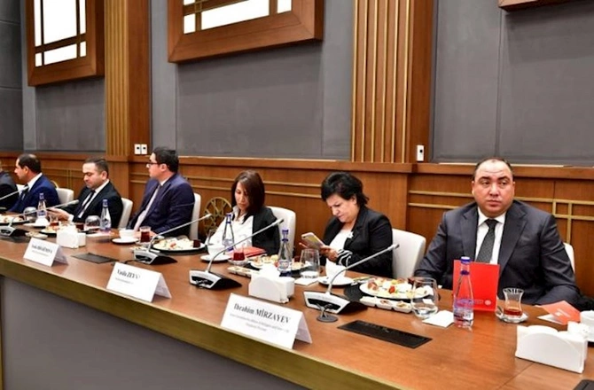 Prezident Administrasiyası 30 dövlət qurumunun mətbuat katibini Türkiyəyə göndərib — FOTO