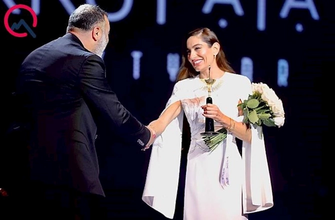“Ən yaxşılar” onlar oldu — Bakıda festival gecəsi (FOTOLAR) “Ən yaxşılar” onlar oldu — Bakıda festival gecəsi (FOTOLAR)