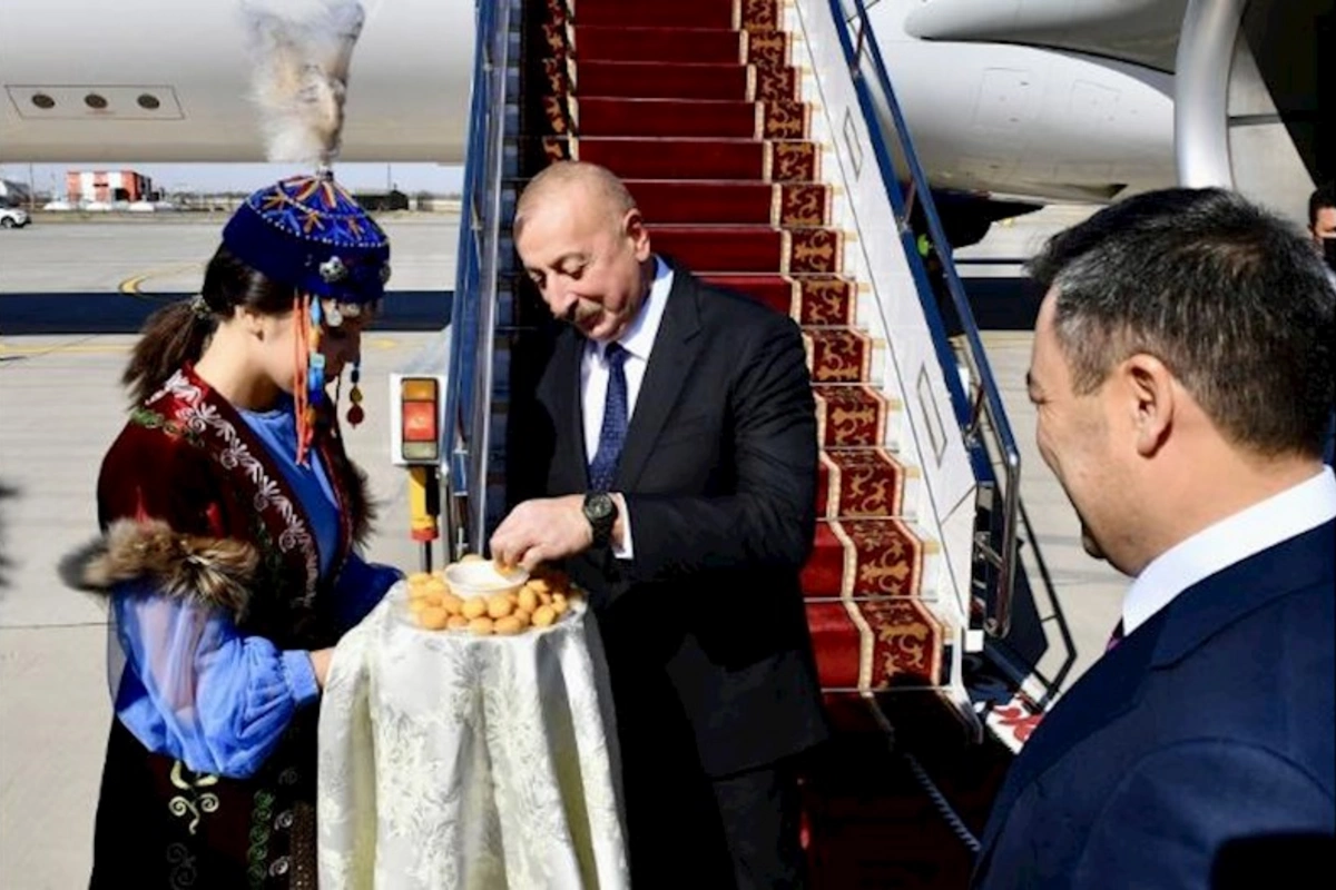 İlham Əliyev Qırğızıstana getdi