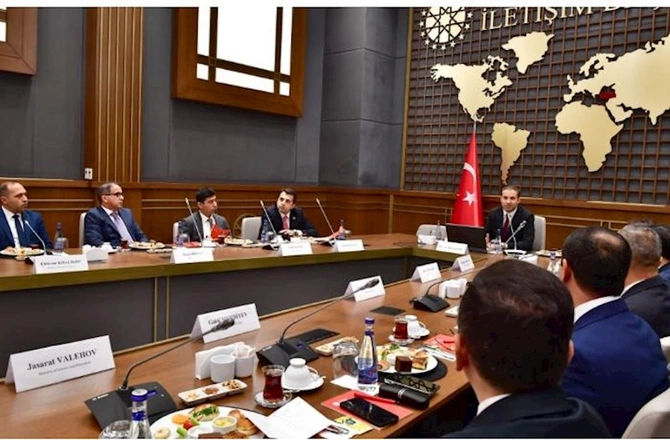 Prezident Administrasiyası 30 dövlət qurumunun mətbuat katibini Türkiyəyə göndərib — FOTO