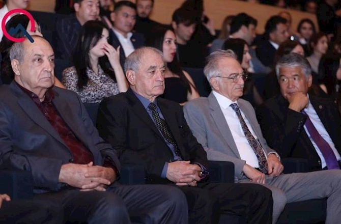 “Ən yaxşılar” onlar oldu — Bakıda festival gecəsi (FOTOLAR) “Ən yaxşılar” onlar oldu — Bakıda festival gecəsi (FOTOLAR)