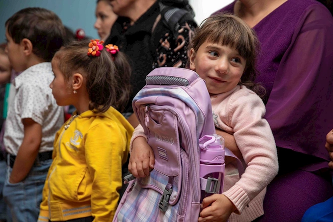 “Daşlı bulaq” kənd məktəblilərini sevindirdi — FOTOLAR