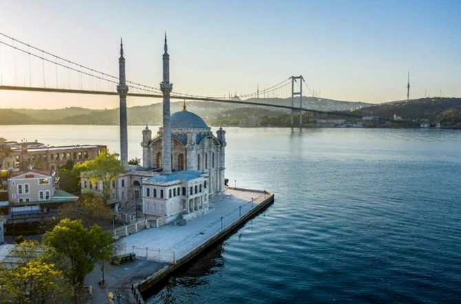 Payızda İstanbulun dadını çıxarın! Payızda İstanbulun dadını çıxarın!
