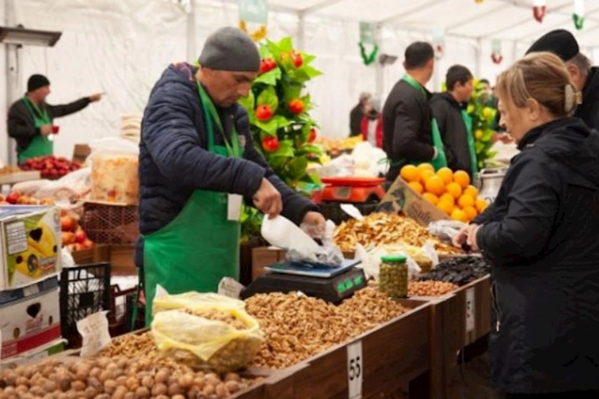 Bazarlarda yeni qaydalar: Alıcı və satıcıları nə gözləyir?