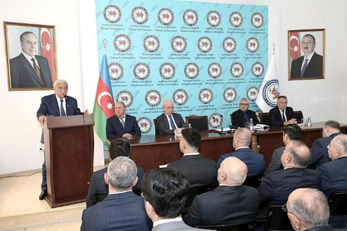 AHİK-də İlham Əliyevin Azərbaycan Prezidenti seçilməsinin 20-ci ildönümü ilə əlaqədar tədbir keçirildi — FOTO