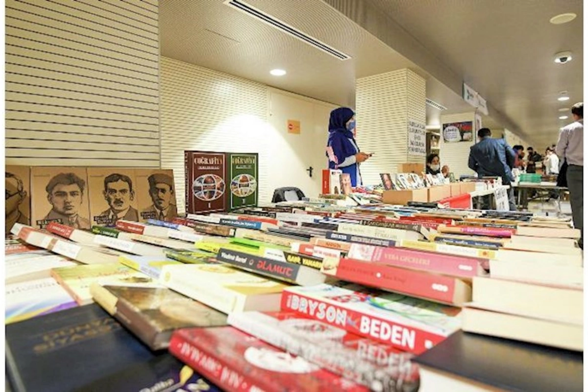 Vergi ləğv edildi, amma kitab ucuzlaşmadı... — Problem təkcə ƏDV-də deyildi