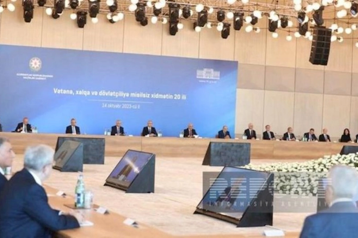 Baş nazir son 20 ildə tikilən məktəb və səhiyyə müəssisələrinin sayını AÇIQLADI
