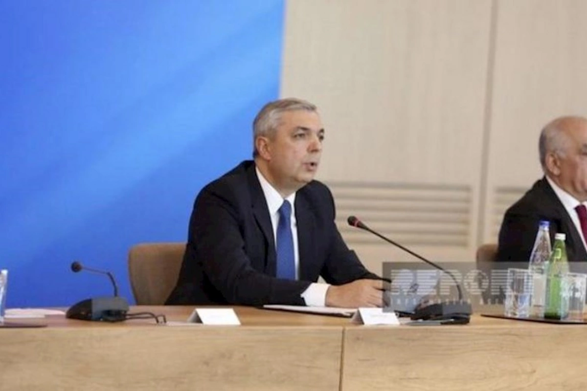 PA rəhbəri: “Son 20 ildə Azərbaycanda hərbi xərclər 15 dəfədən çox artıb”
