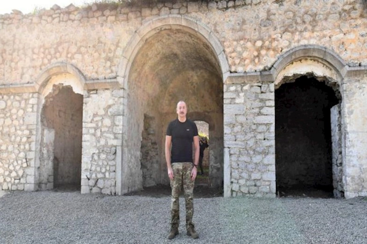 Prezident İlham Əliyev Şuşa rayonunun Malıbəyli kəndində olub — YENİLƏNİB (FOTO)