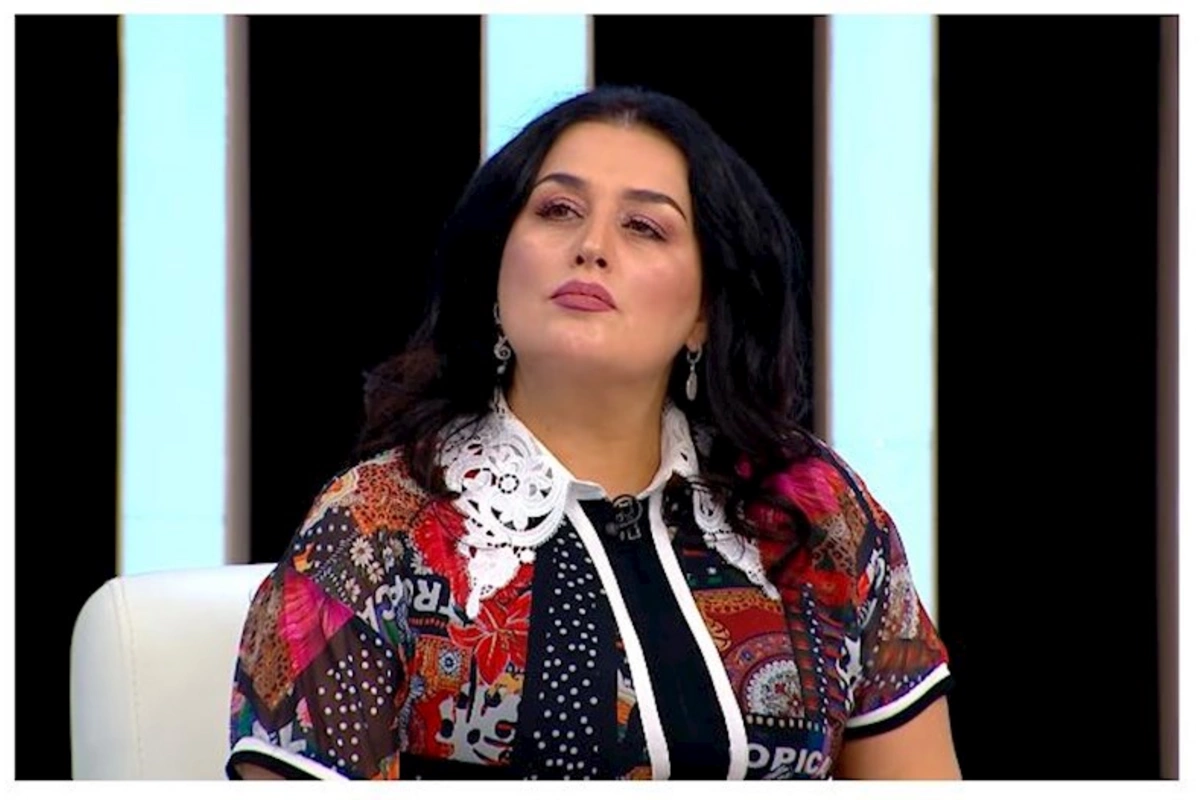 İnsanlar da kukladır