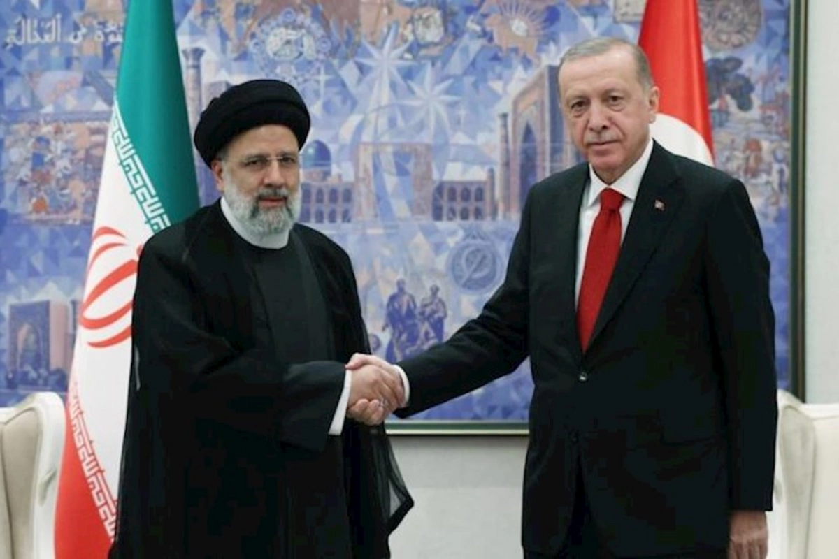 Ərdoğan İran Prezidenti ilə bölgədə artan gərginliyi müzakirə etdi