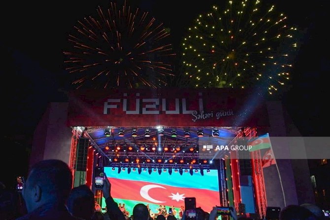 Füzuli Şəhəri Günü ilə bağlı atəşfəşanlıq olub — FOTOLAR