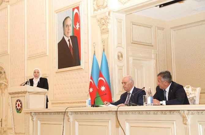 Abşeronda “Böyük yolun uğurlu davamı” mövzusunda konfransı keçirildi — FOTOLAR