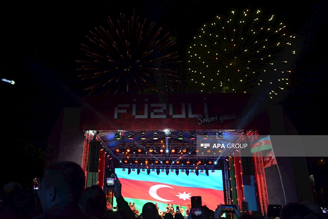 Füzuli Şəhəri Günü ilə bağlı atəşfəşanlıq olub — FOTOLAR