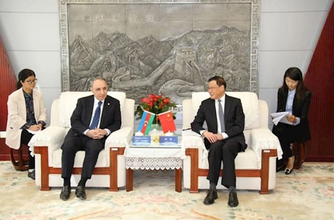 Kamran Əliyev çinli həmkarı ilə görüşdü — FOTO