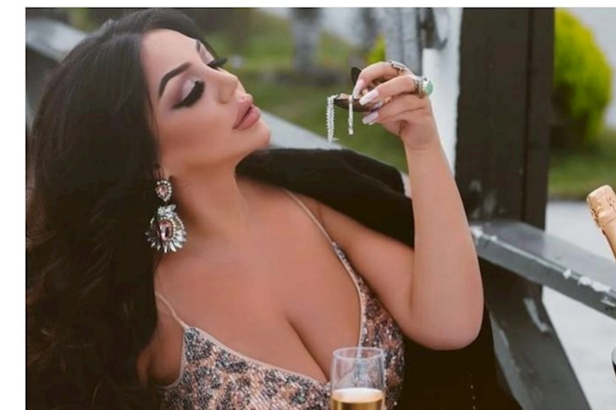 Lətifədən yeni FOTOLAR