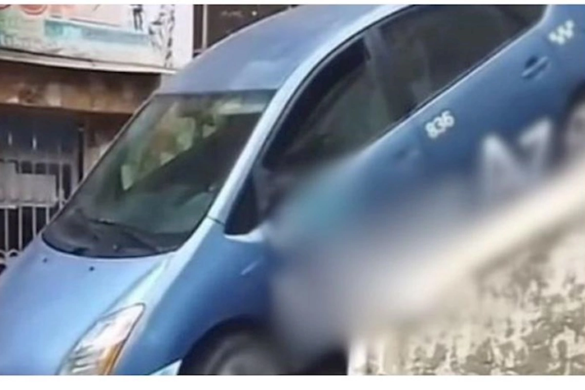“Prius”un pilləkənləri enmək cəhdi — VİDEO