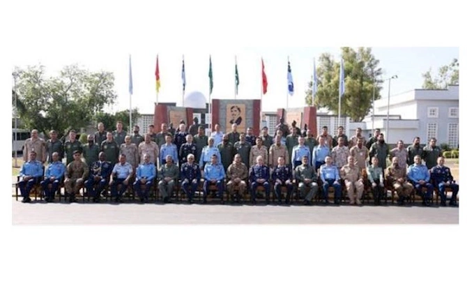 Azərbaycan Pakistanda beynəlxalq hərbi hava təlimində iştirak edir Azərbaycan Pakistanda beynəlxalq hərbi hava təlimində iştirak edir