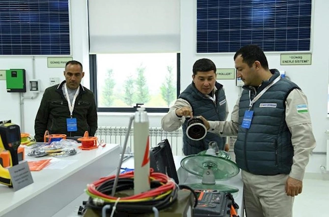 Azərişıq Türkdilli dövlətlərin energetiklərini Hadrutda bir araya topladı — FOTOLAR Azərişıq Türkdilli dövlətlərin energetiklərini Hadrutda bir araya topladı — FOTOLAR