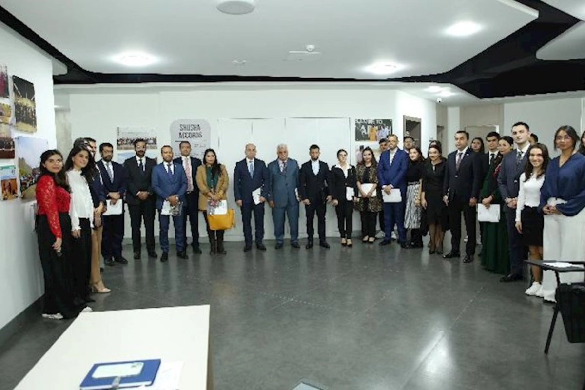 Diplomatik korpus nümayəndələri QHGT-nin mənzil qərargahını ziyarət etdi — FOTOLAR