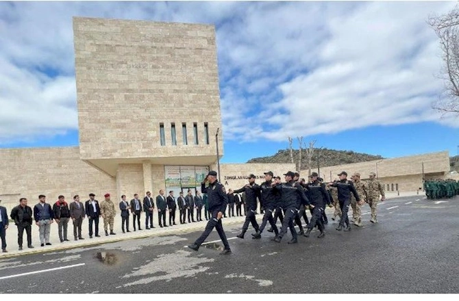 Zəngilanda hərbçilərin yürüşü keçirildi — VİDEO/FOTO Zəngilanda hərbçilərin yürüşü keçirildi — VİDEO/FOTO