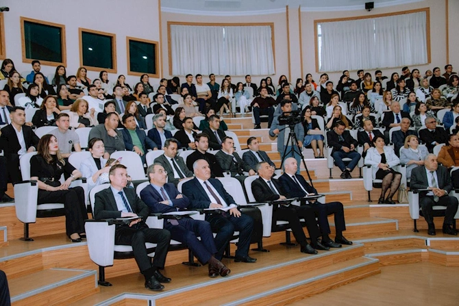 “Naxçıvan” Universitetində Əziz Səncərlə onlayn görüş KEÇİRİLDİ — FOTOLAR