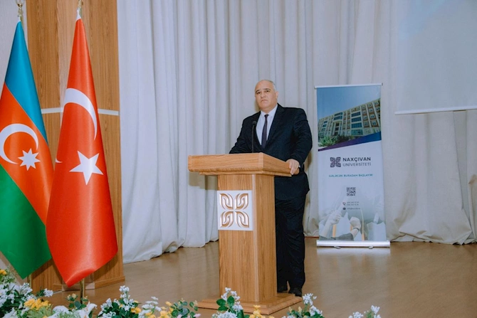 “Naxçıvan” Universitetində Əziz Səncərlə onlayn görüş KEÇİRİLDİ — FOTOLAR