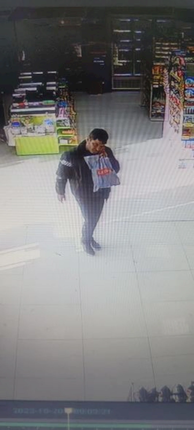 Goranboyda mağazadan oğurluqda şübhəli bilinən şəxslər saxlanıldılar — FOTOLAR
