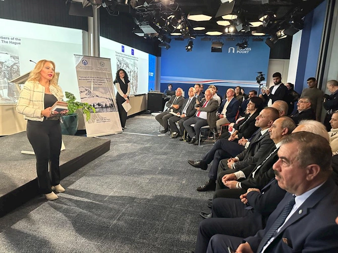 Niderland parlamentində Qərbi Azərbaycana qayıdışla bağlı beynəlxalq konfrans — Toplantıya İrəvan xanının varisi də qatıldı (FOTOLAR)