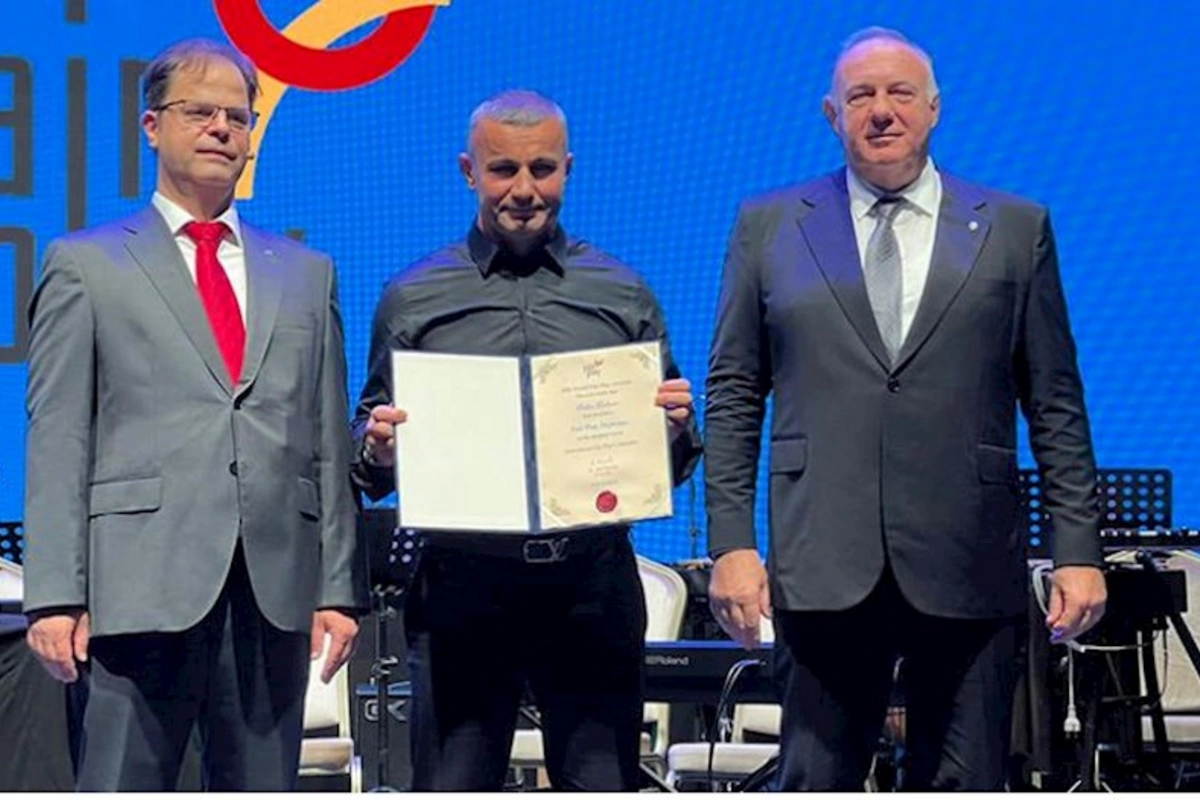 Qurban Qurbanova verilən mükafatın tarixçəsi — Daha hansı tanınmışlar alıb?