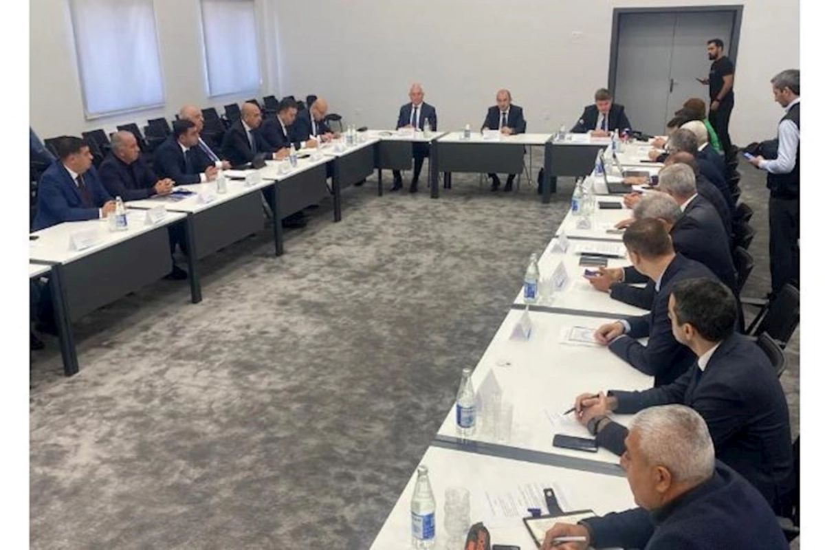 Laçında işçi qrupun iclası keçirilir