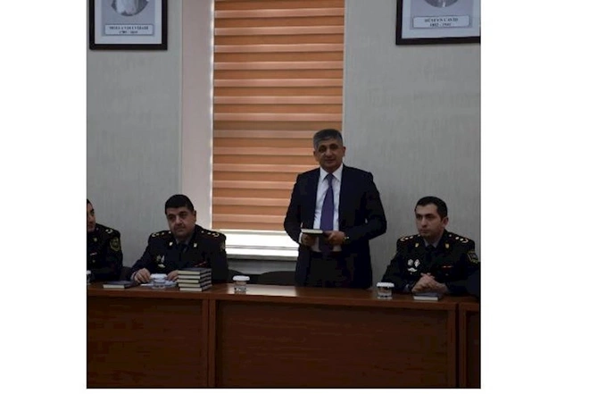 Müşfiq Abbasov Polis Akademiyasında görüş keçirdi — FOTO