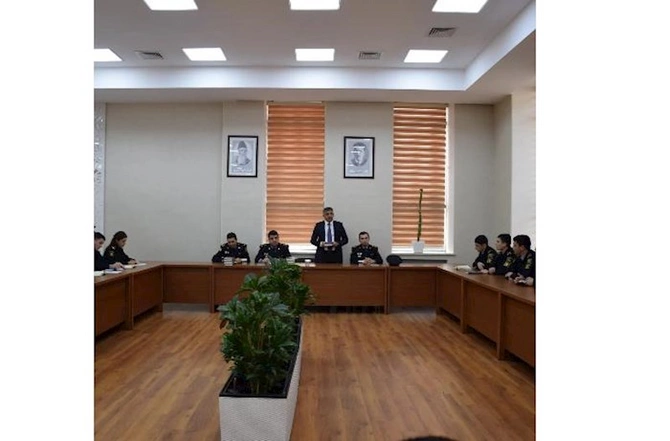 Müşfiq Abbasov Polis Akademiyasında görüş keçirdi — FOTO
