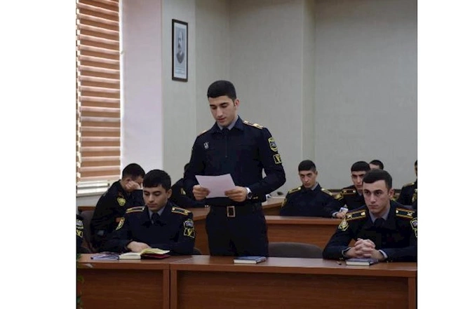 Müşfiq Abbasov Polis Akademiyasında görüş keçirdi — FOTO