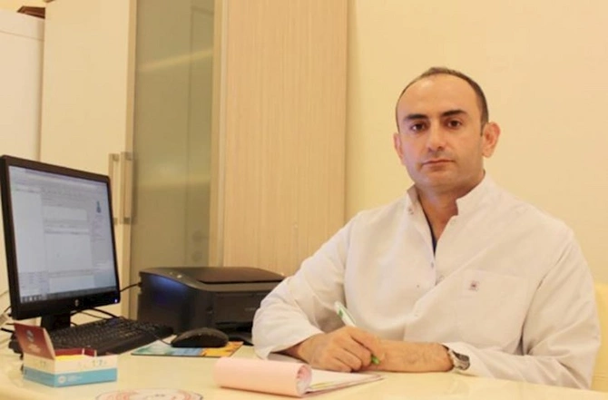 Evdə doğuşun riskləri: “Qadın dəqiqələr içində həyatını itirə bilər” Evdə doğuşun riskləri: “Qadın dəqiqələr içində həyatını itirə bilər”
