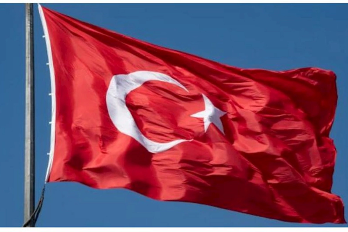 Türkiyənin səfirliyinə hücum edildi