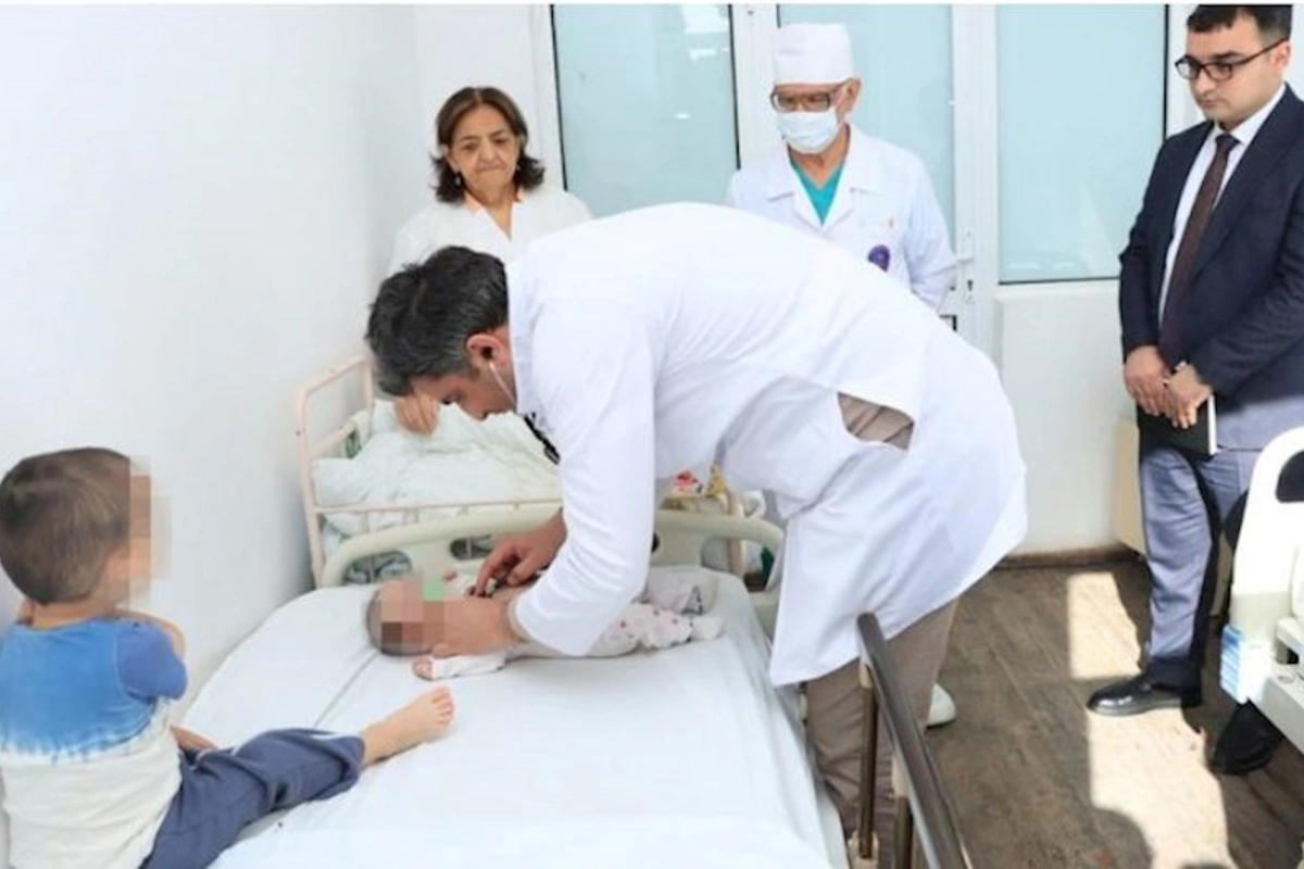 Gəncədə küçəyə atılan uşaqların durumu yaxşıdır — RƏSMİ